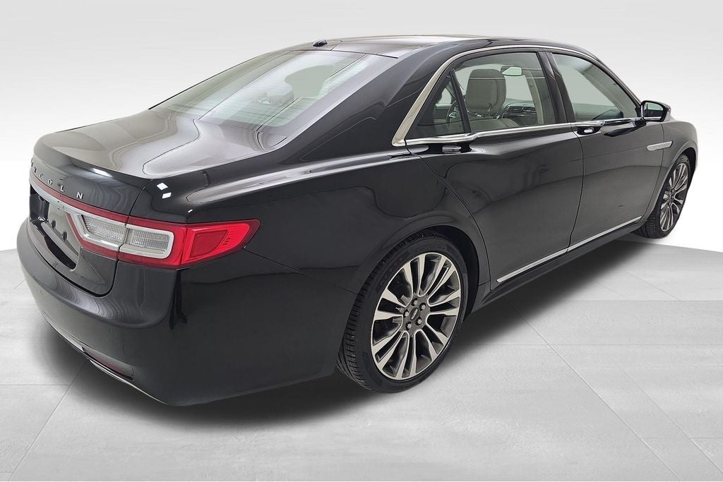 2017 Lincoln Continental Select