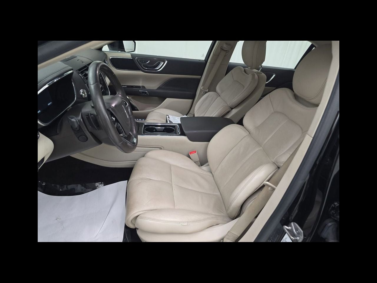 2017 Lincoln Continental Select