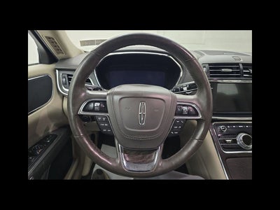 2017 Lincoln Continental Select
