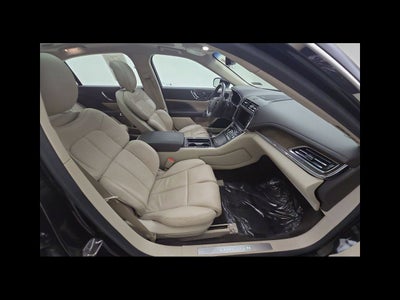 2017 Lincoln Continental Select