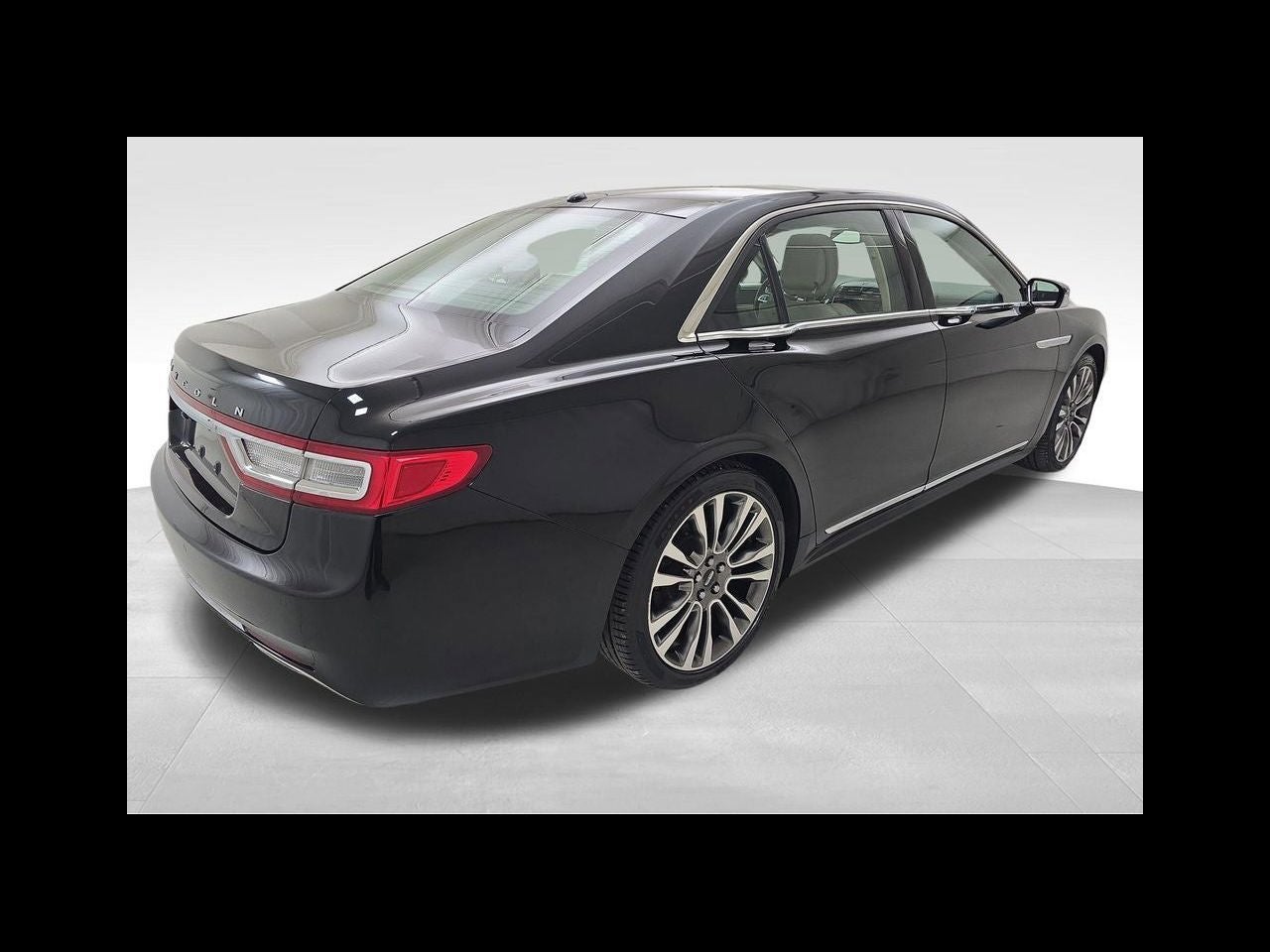2017 Lincoln Continental Select