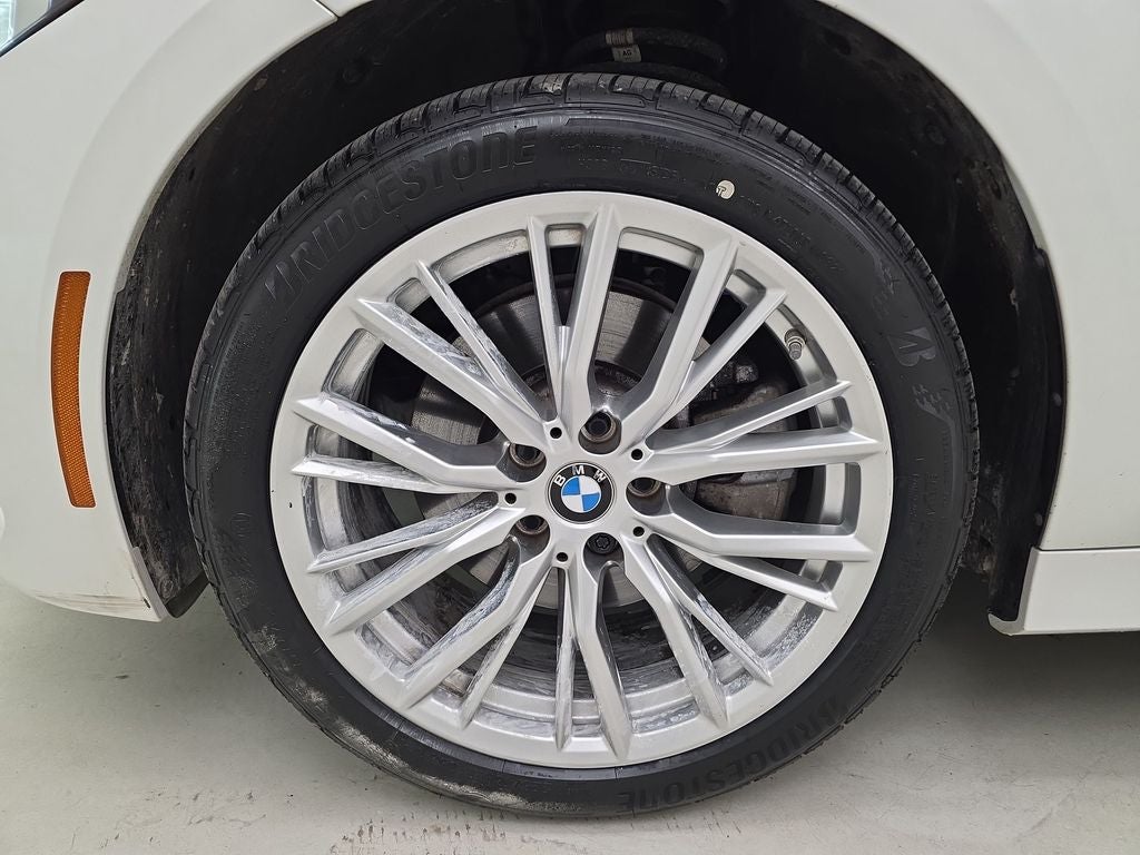 2023 BMW 3 Series 330i xDrive
