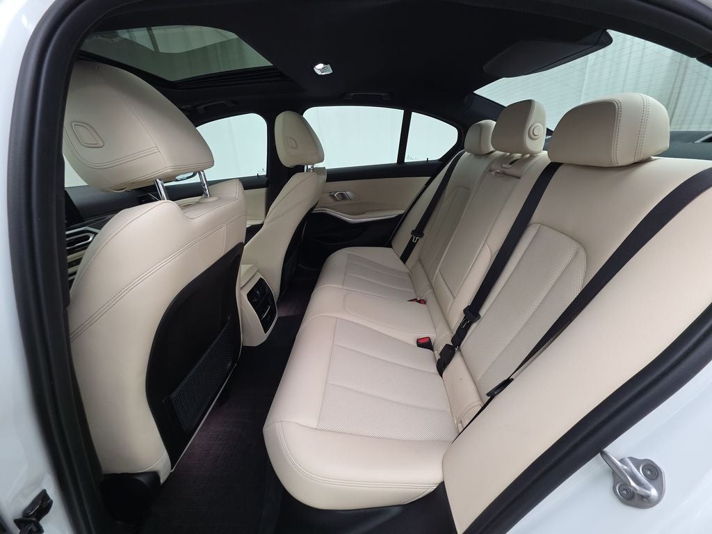 2023 BMW 3 Series 330i xDrive