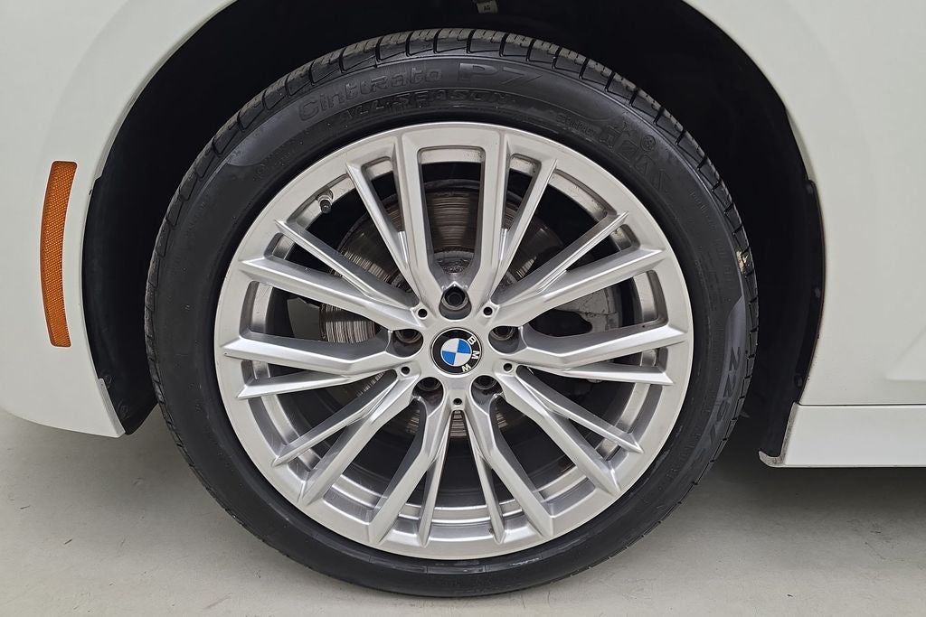 2023 BMW 3 Series 330i xDrive
