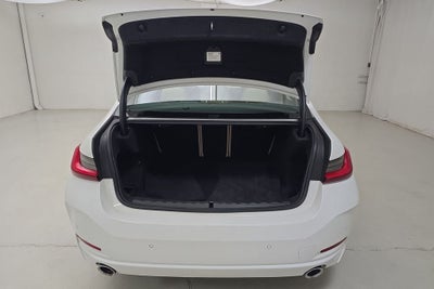 2023 BMW 3 Series 330i xDrive
