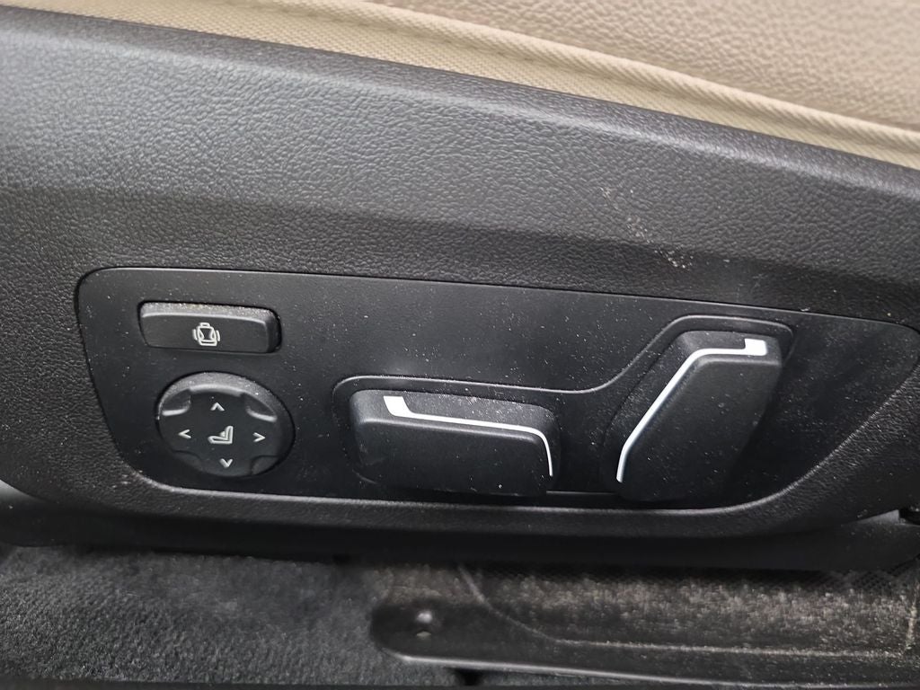 2024 BMW 3 Series 330i xDrive