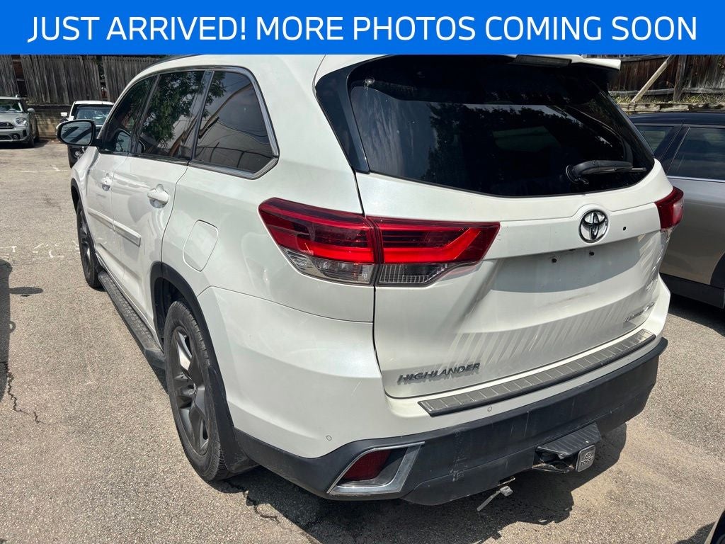 2017 Toyota Highlander Limited Platinum