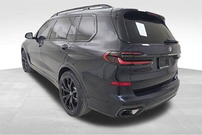 2025 BMW X7 xDrive40i