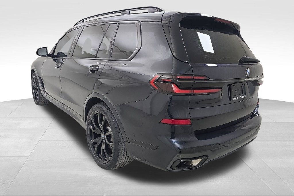 2025 BMW X7 xDrive40i