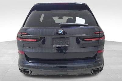 2025 BMW X7 xDrive40i