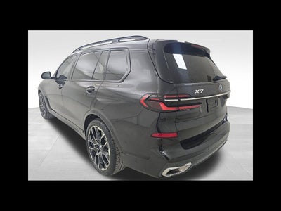 2025 BMW X7 xDrive40i