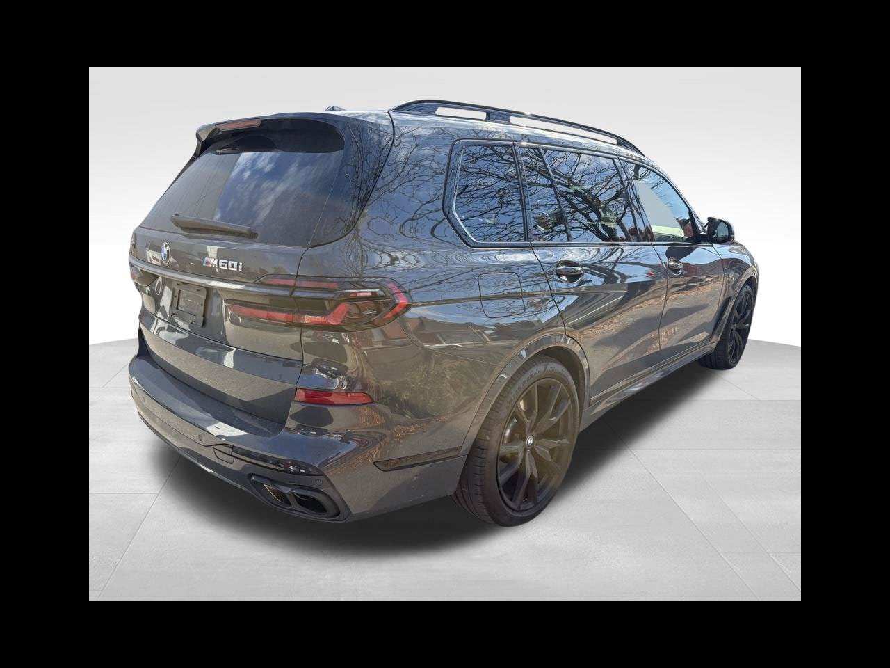 2025 BMW X7 M60i