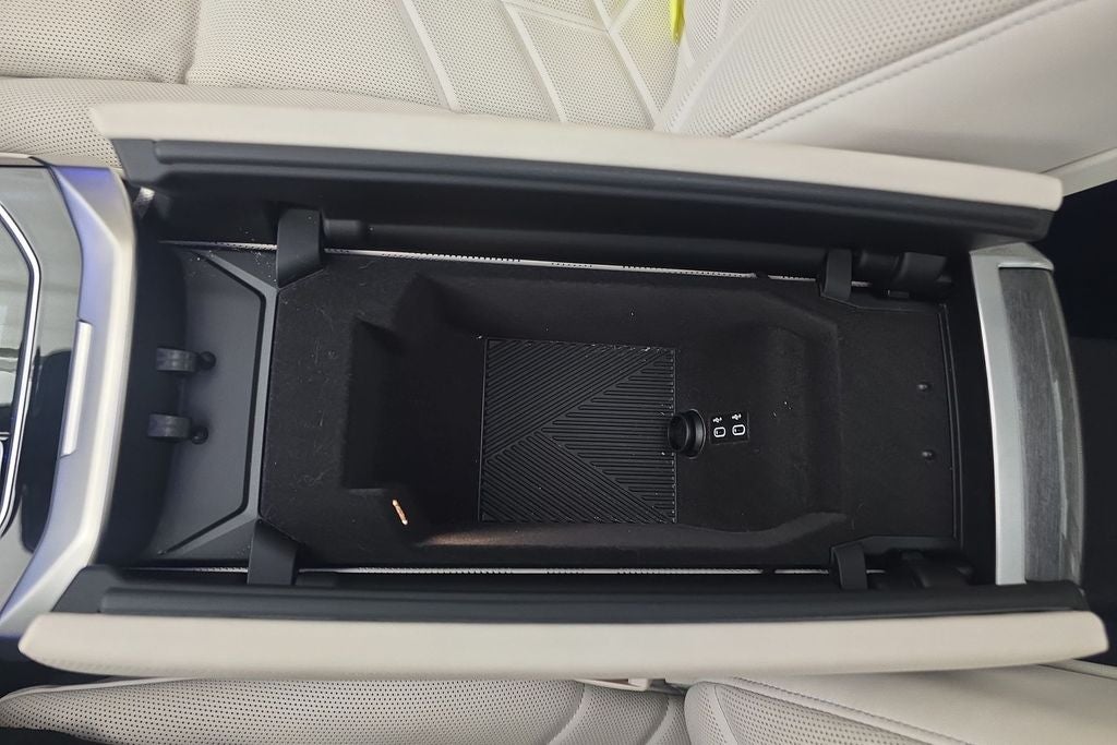 2023 BMW 7 Series 760i xDrive