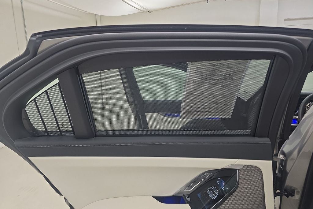 2023 BMW 7 Series 760i xDrive