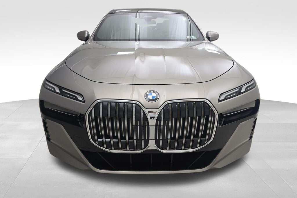 2023 BMW 7 Series 760i xDrive
