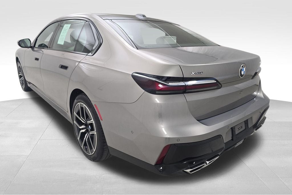 2023 BMW 7 Series 760i xDrive