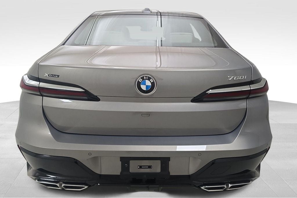 2023 BMW 7 Series 760i xDrive