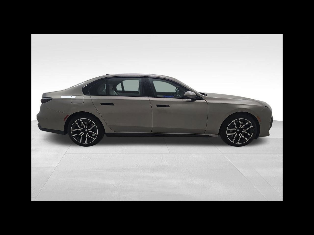 2023 BMW 7 Series 760i xDrive