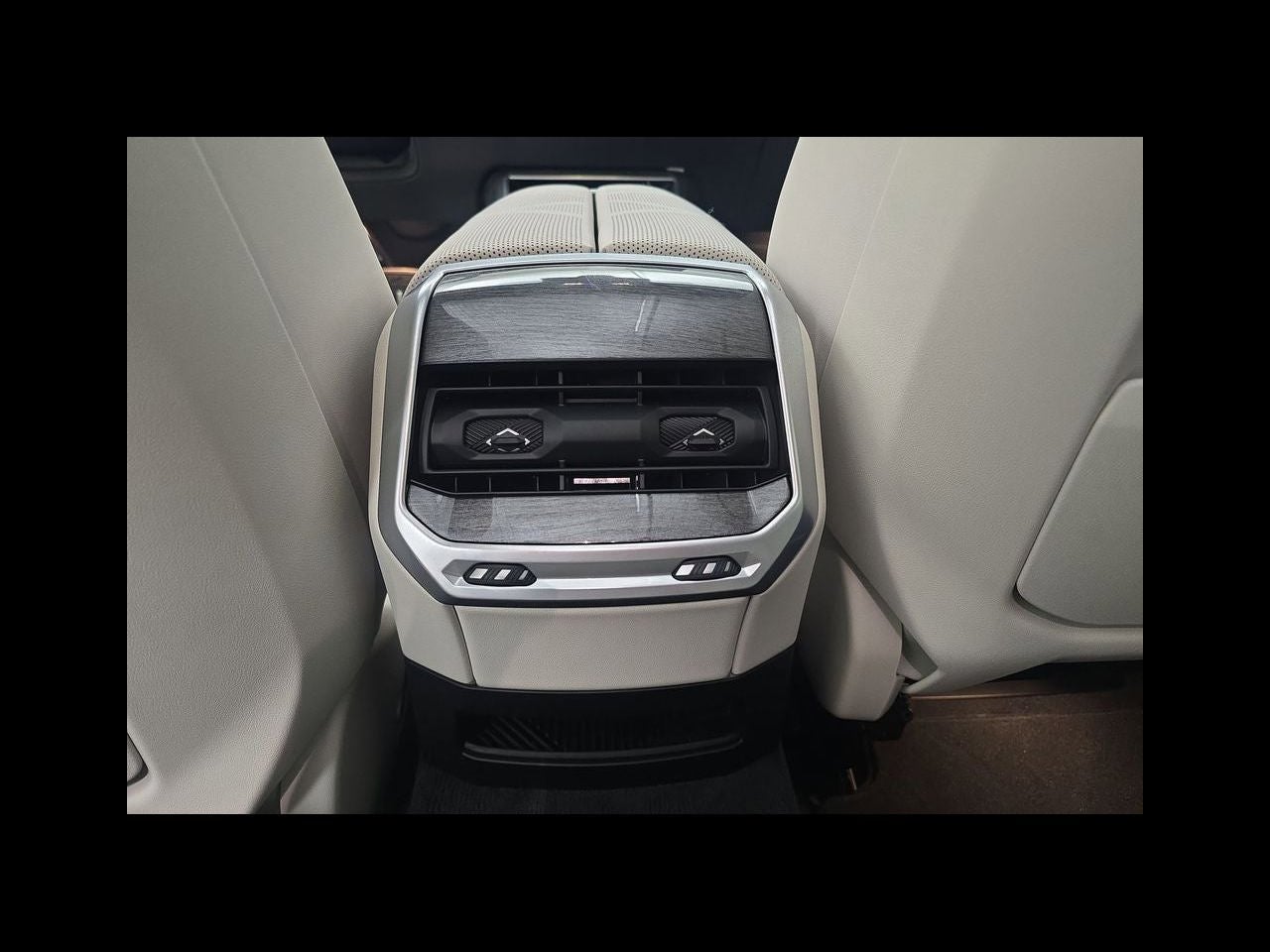 2023 BMW 7 Series 760i xDrive