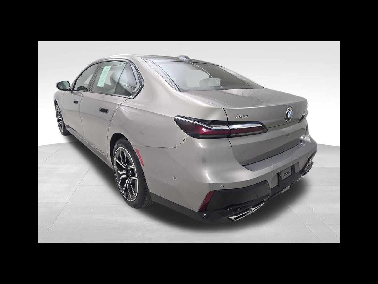 2023 BMW 7 Series 760i xDrive