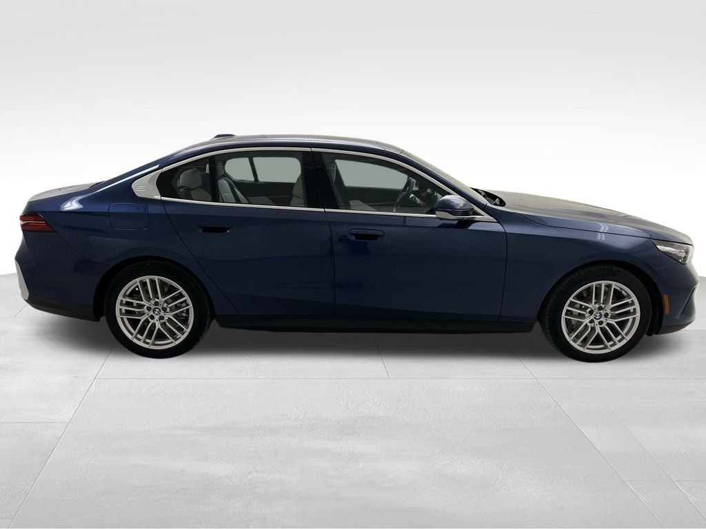 2024 BMW 5 Series 530i xDrive