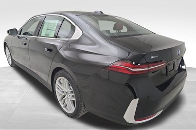 2025 BMW 5 Series 530i xDrive
