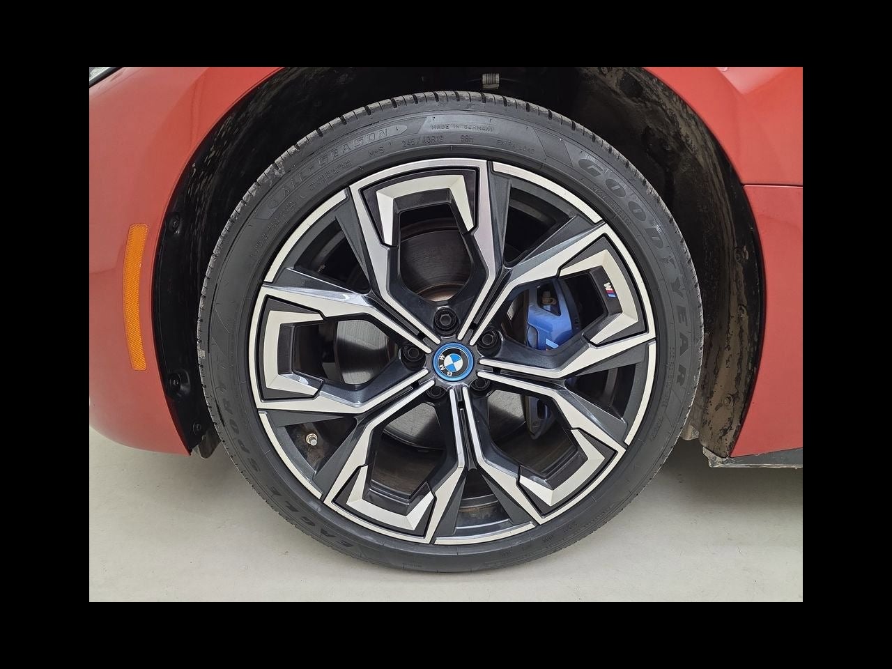 2024 BMW i4 M50
