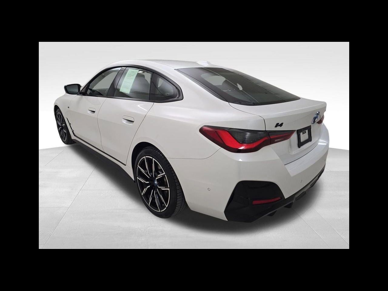 2024 BMW i4 M50