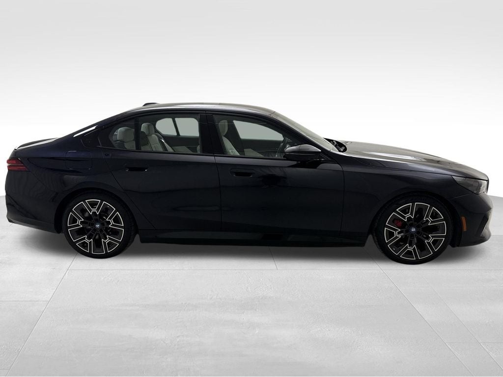 2024 BMW i5 M60