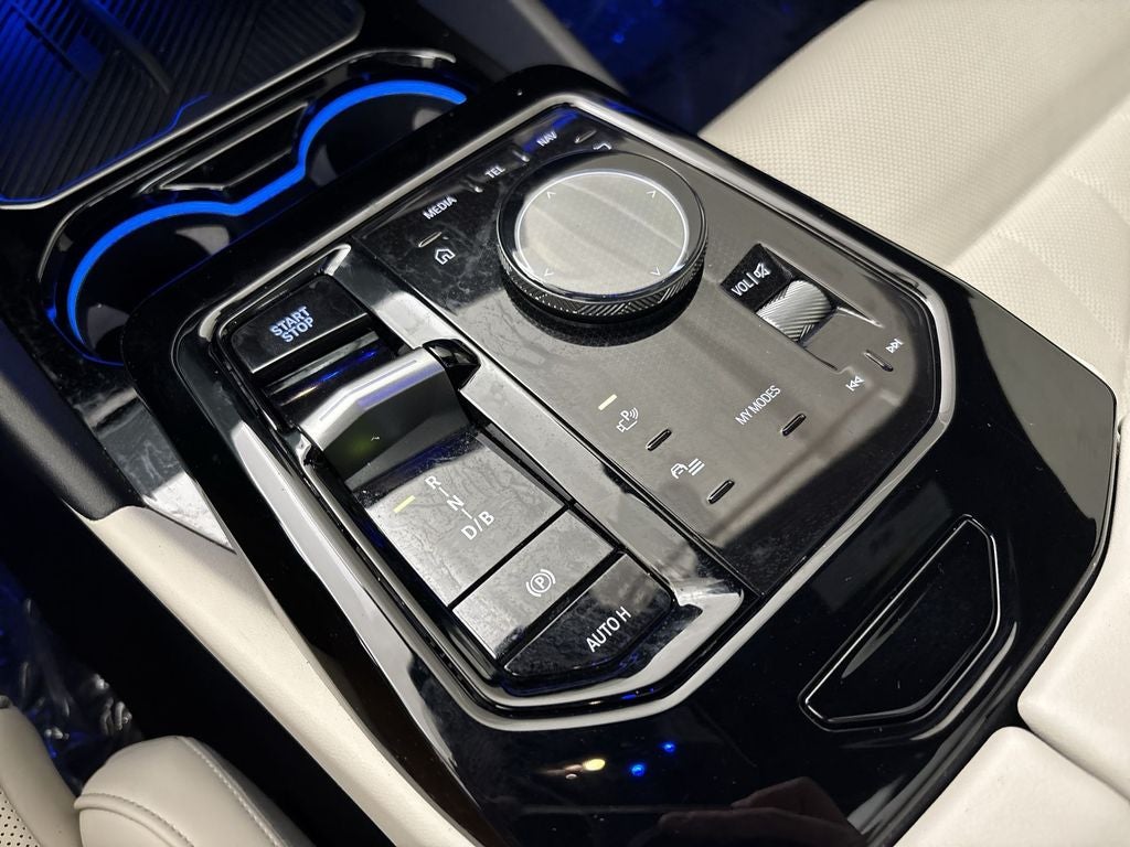 2024 BMW i5 M60