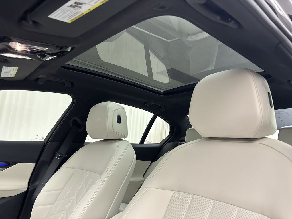 2024 BMW i5 M60