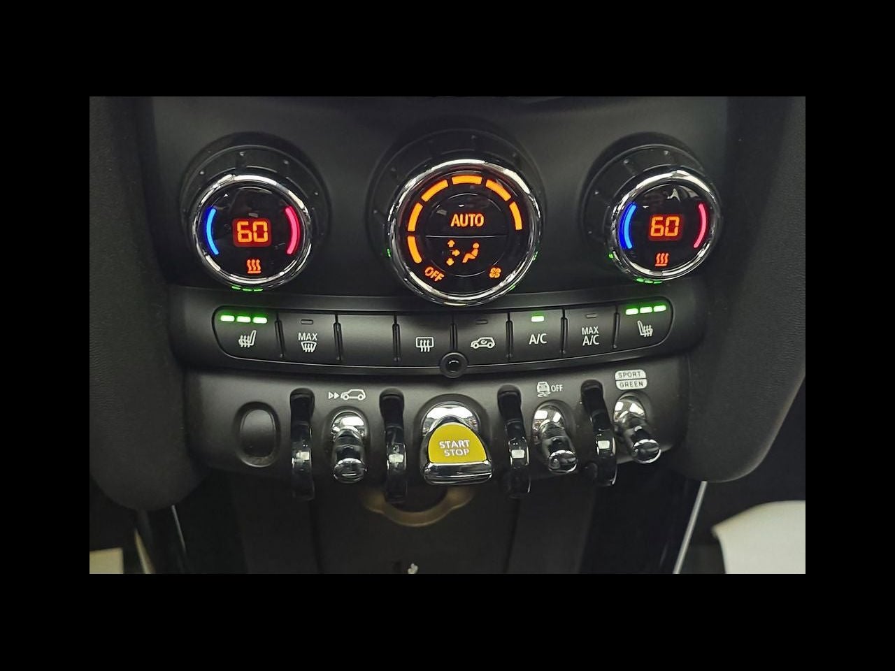 2024 MINI Cooper SE Electric Cooper SE