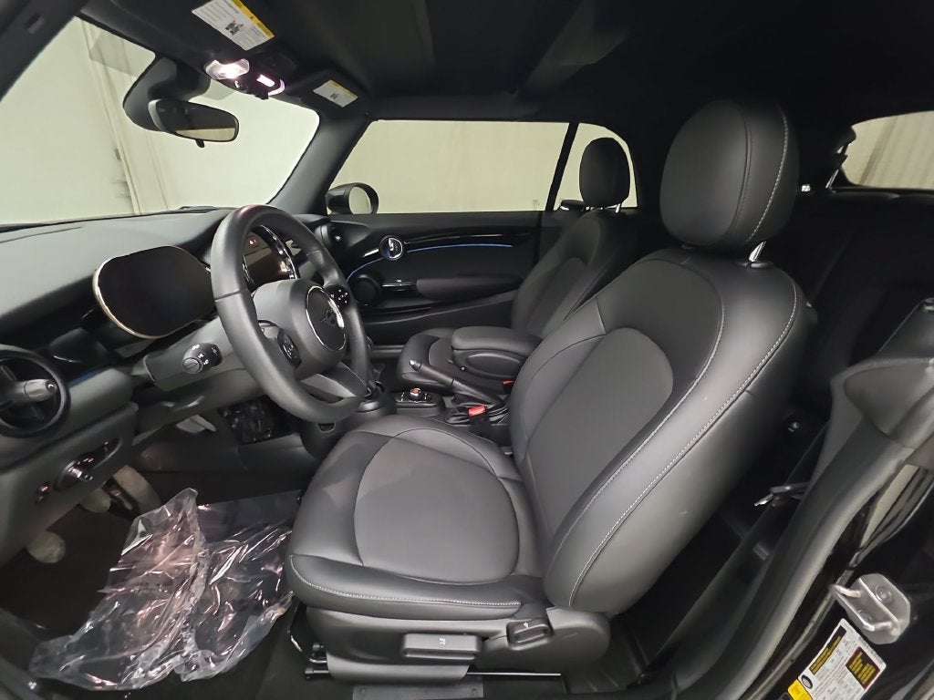 2022 MINI Cooper SIGNATURE