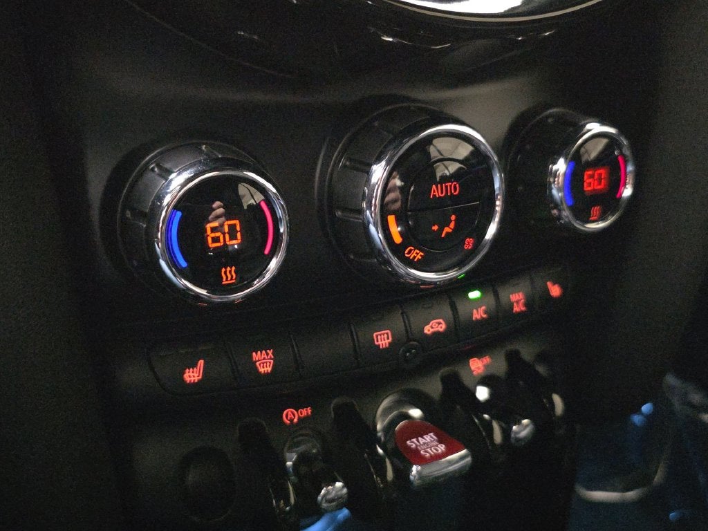 2022 MINI Cooper SIGNATURE