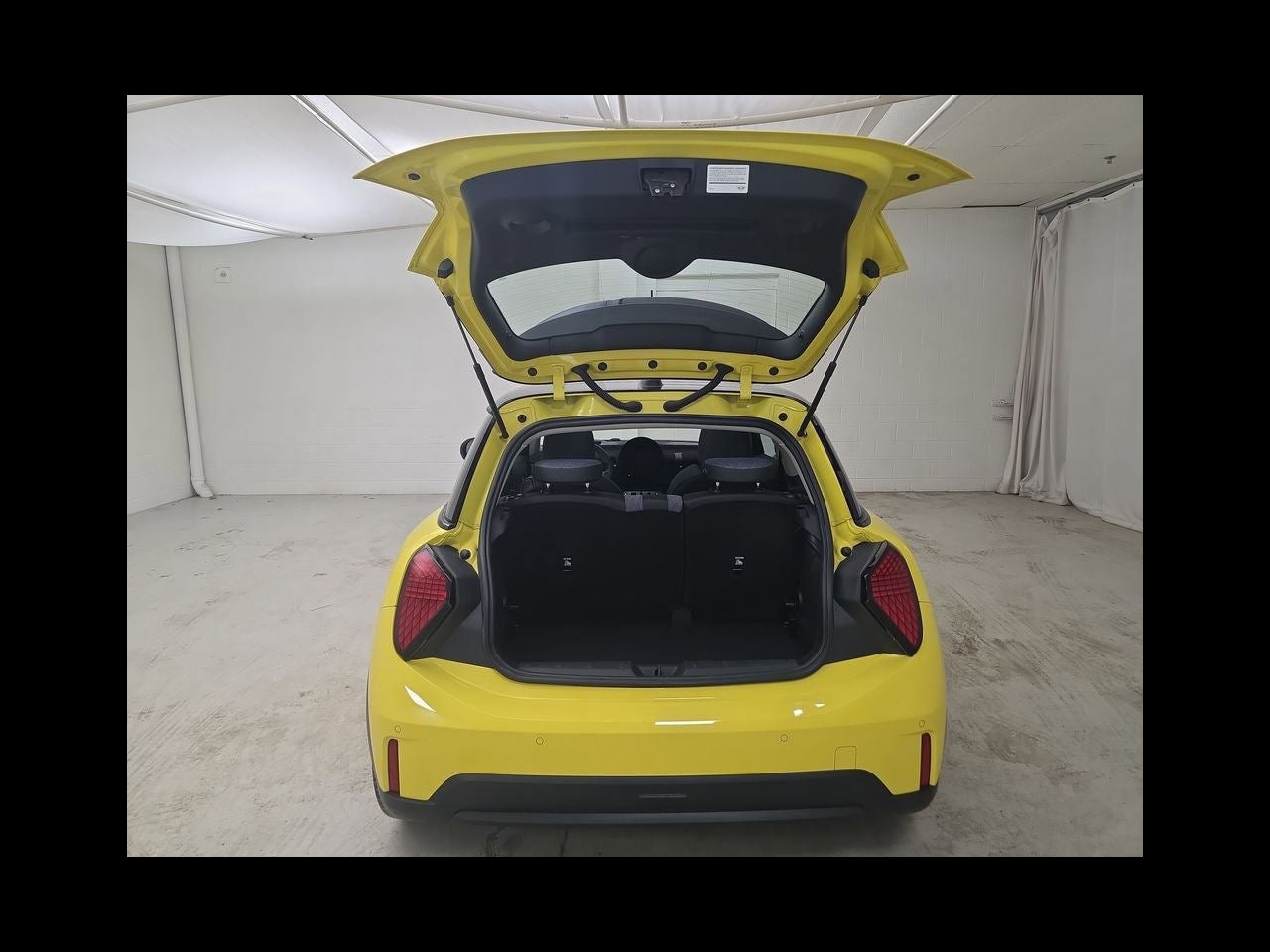 2025 MINI Cooper S Signature Plus