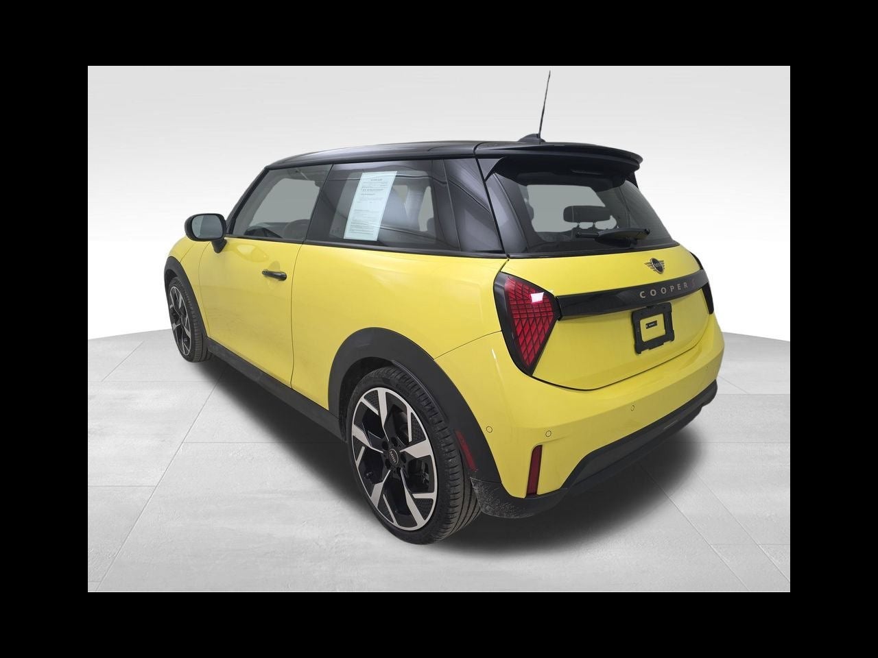 2025 MINI Cooper S Signature Plus