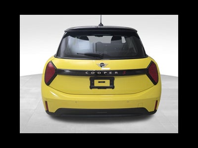 2025 MINI Cooper S Signature Plus