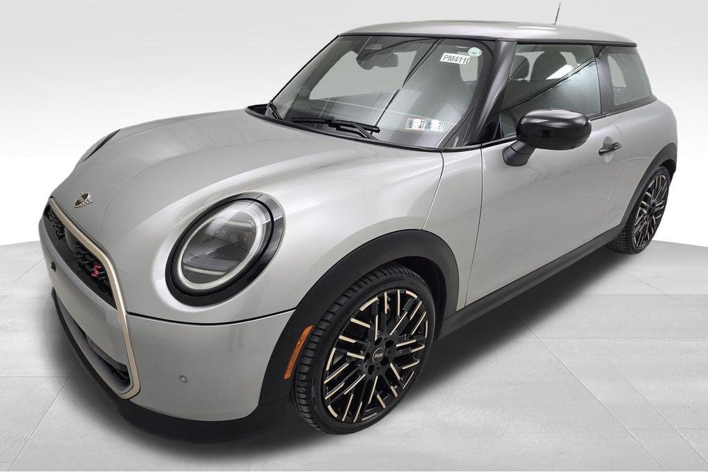 2025 MINI Cooper S Iconic