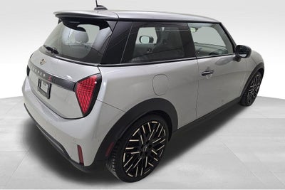 2025 MINI Cooper S Iconic
