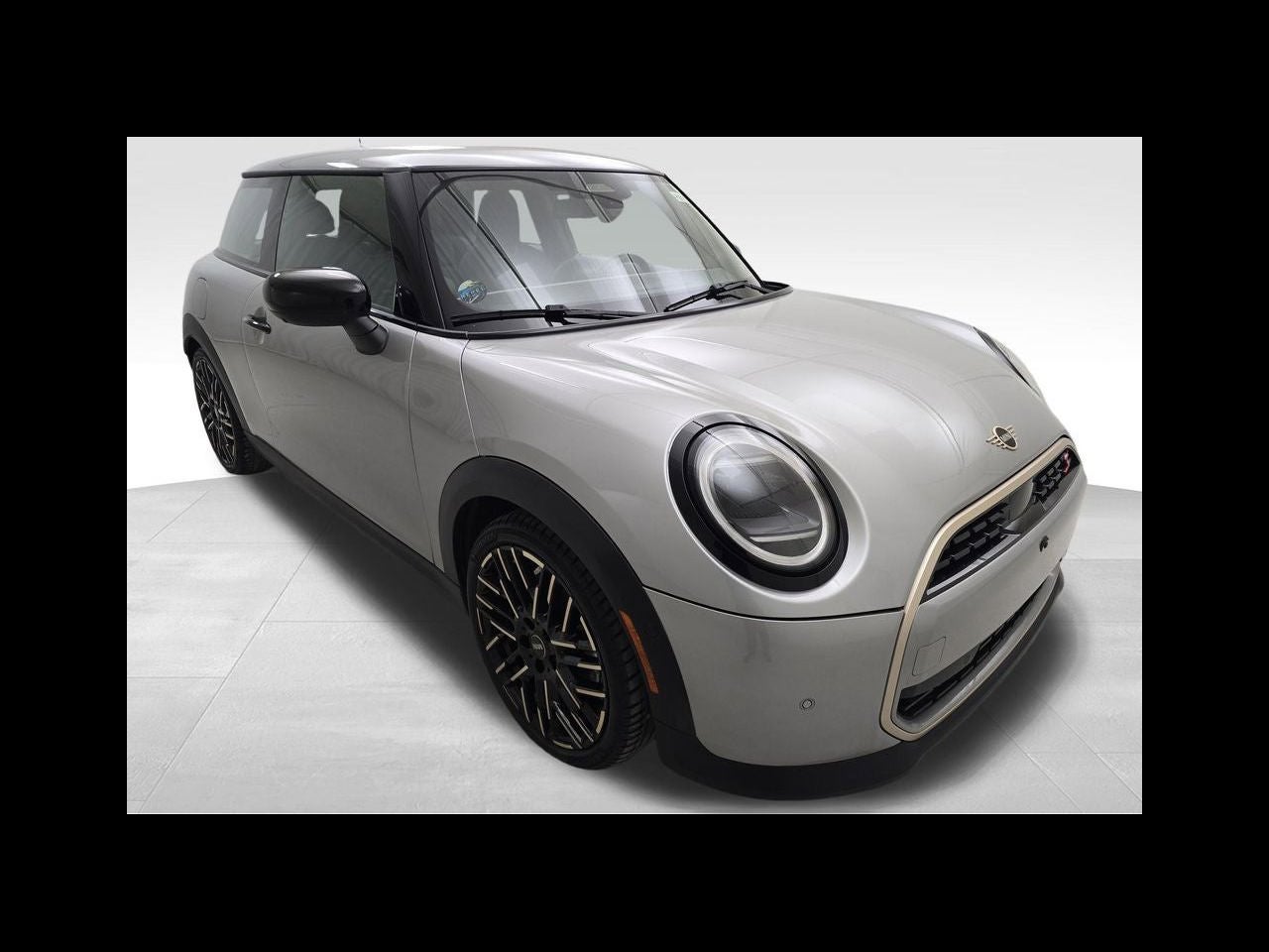 2025 MINI Cooper S Iconic