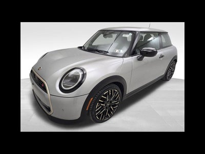2025 MINI Cooper S Iconic