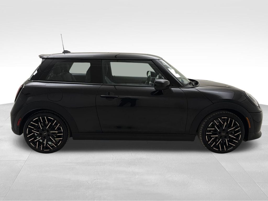 2025 MINI Cooper S Iconic