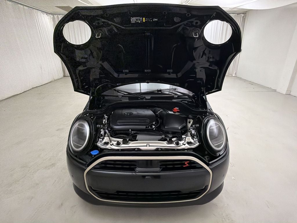 2025 MINI Cooper S Iconic