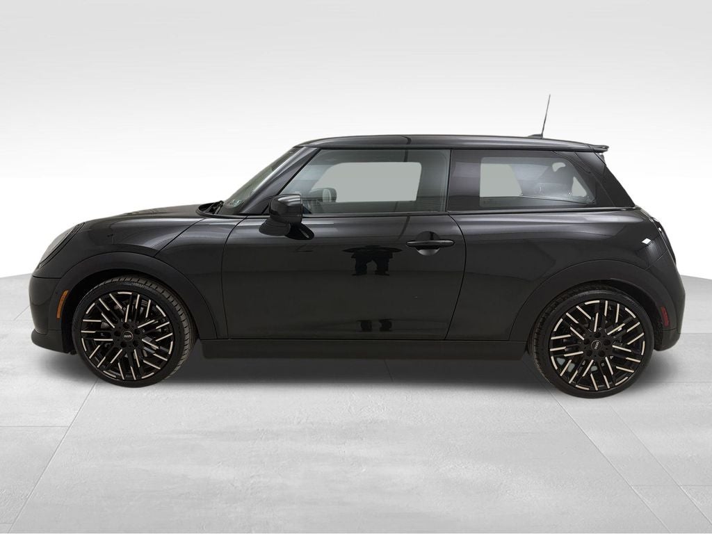 2025 MINI Cooper S Iconic