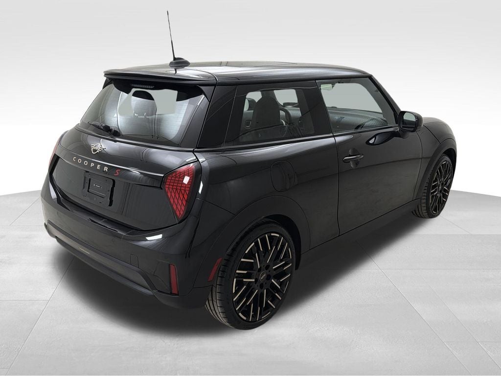 2025 MINI Cooper S Iconic
