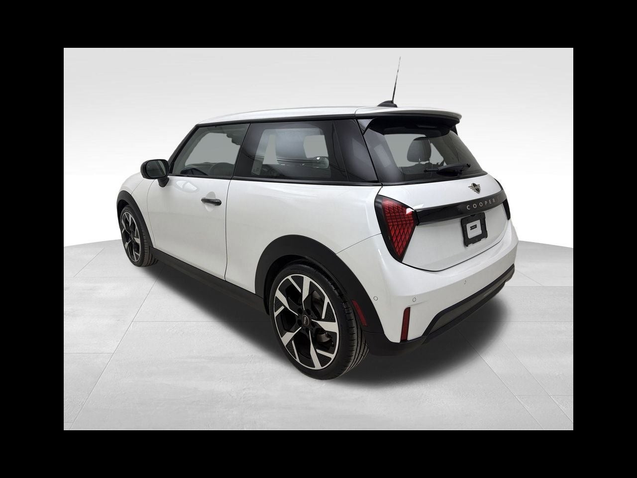 2025 MINI Cooper S Iconic