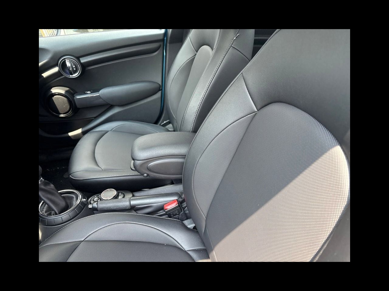 2016 MINI Cooper Base