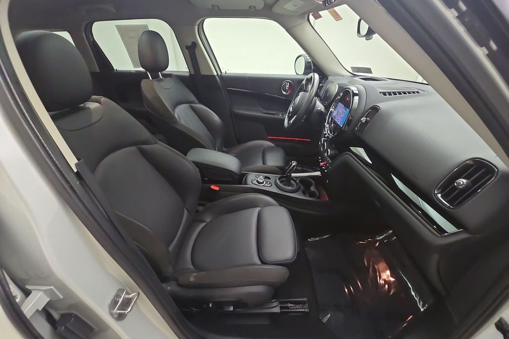 2023 MINI Cooper S Countryman Iconic