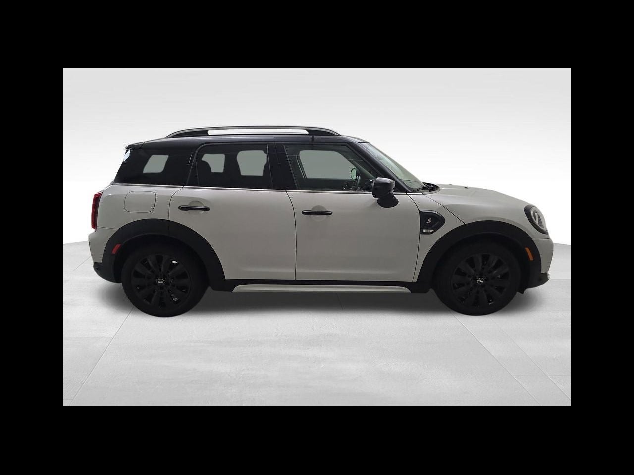 2023 MINI Cooper S Countryman Iconic