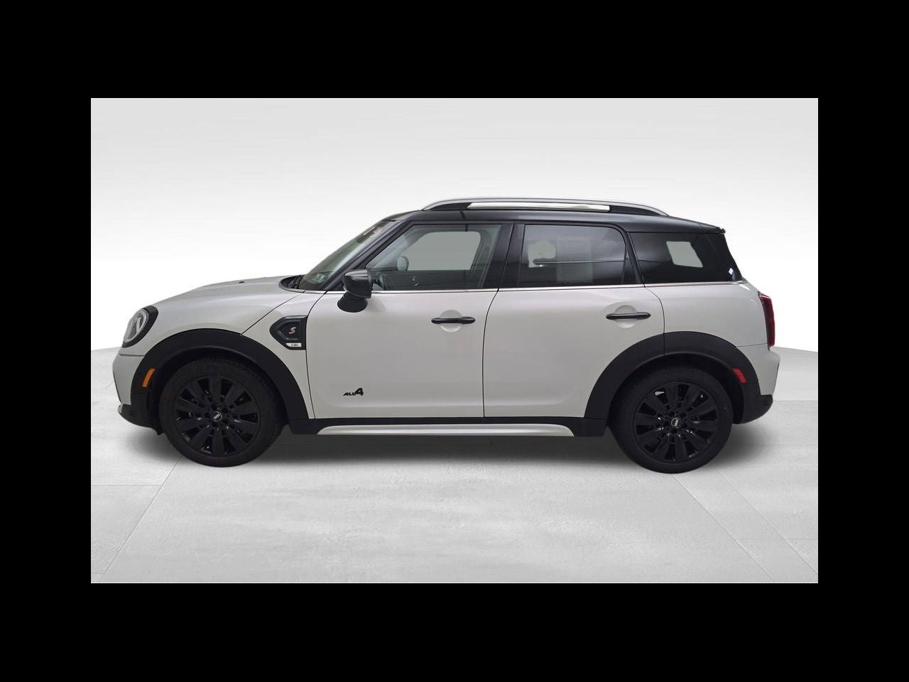 2023 MINI Cooper S Countryman Iconic